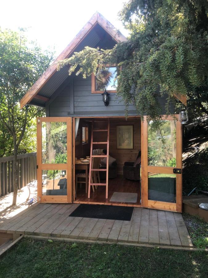 Studio Or Cabin On Whitby Nelson Exterior photo